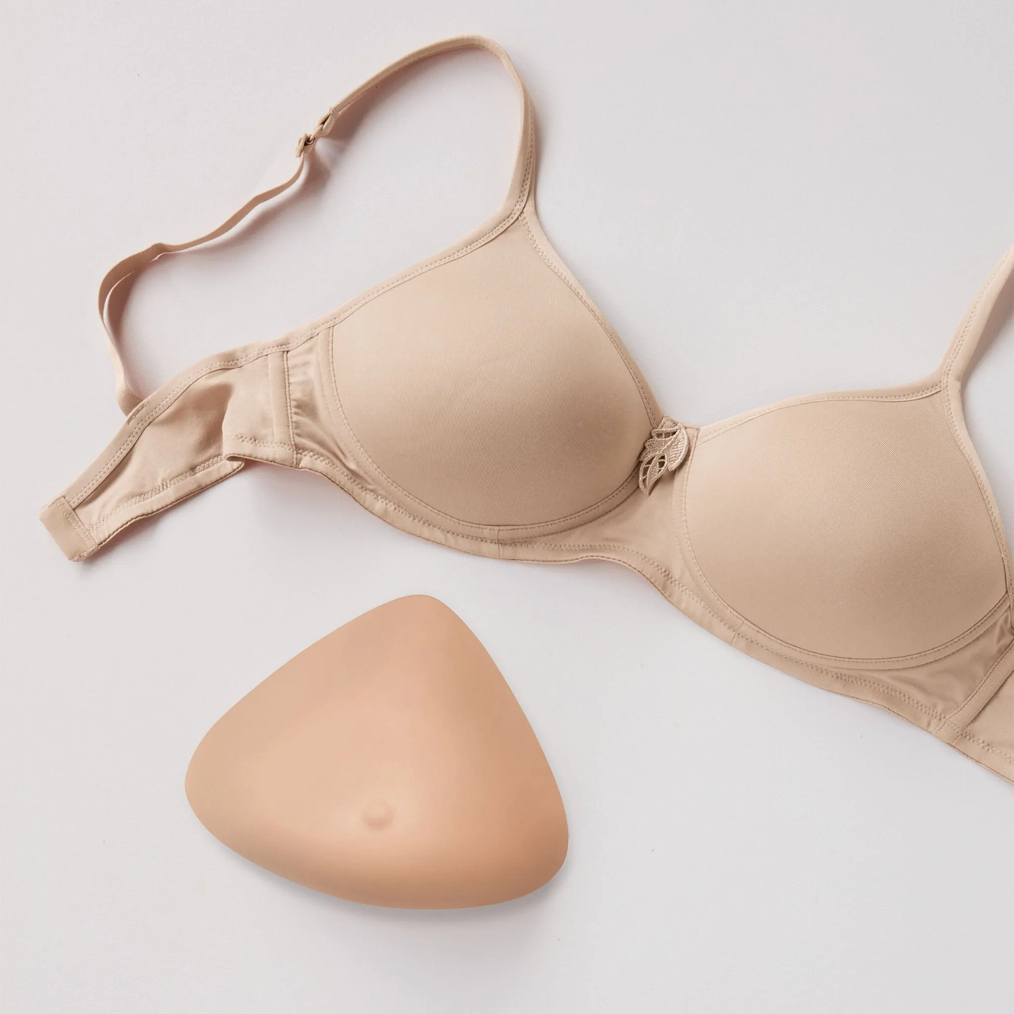 Amoena® Essential Light Breast Form