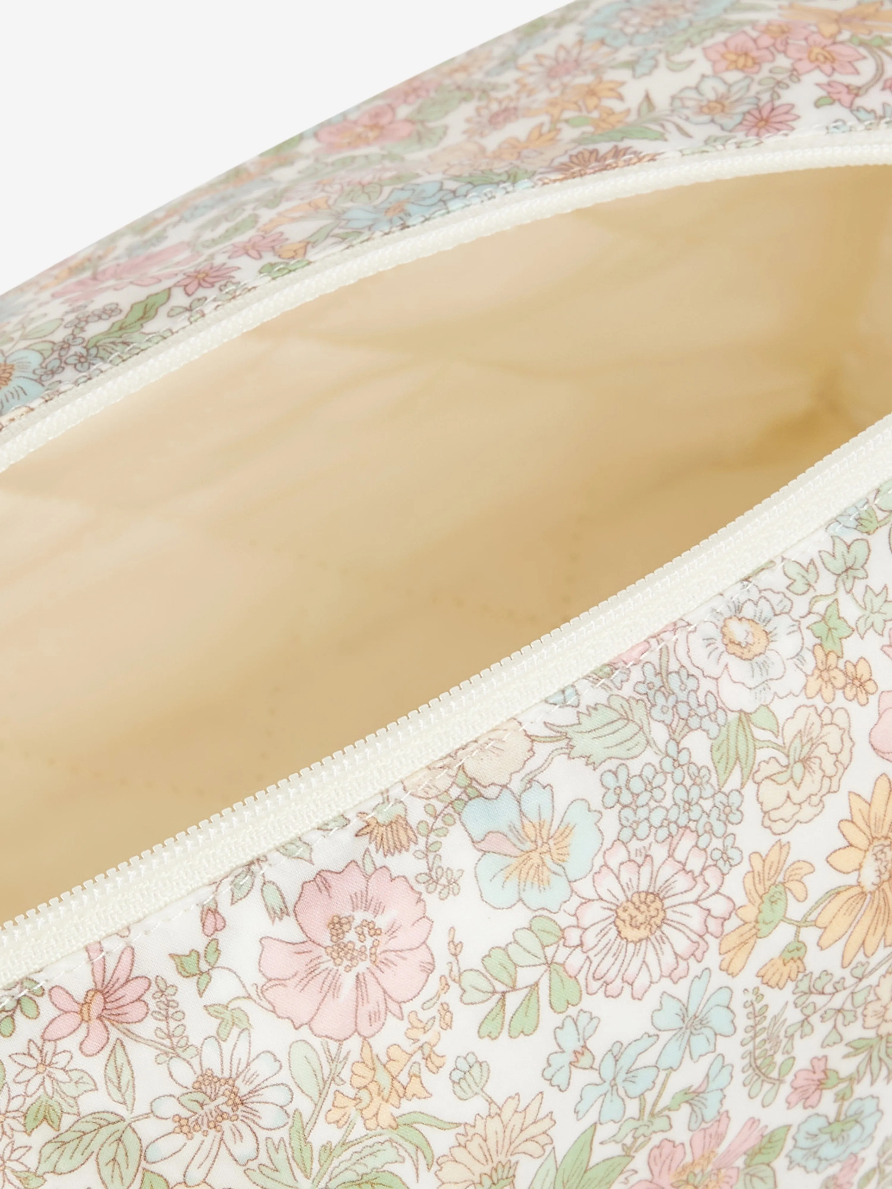 Bonpoint Girls Floral Toiletry Bag in Multicolour (25cm)