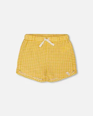 Crinkle Short Pale Yellow And White