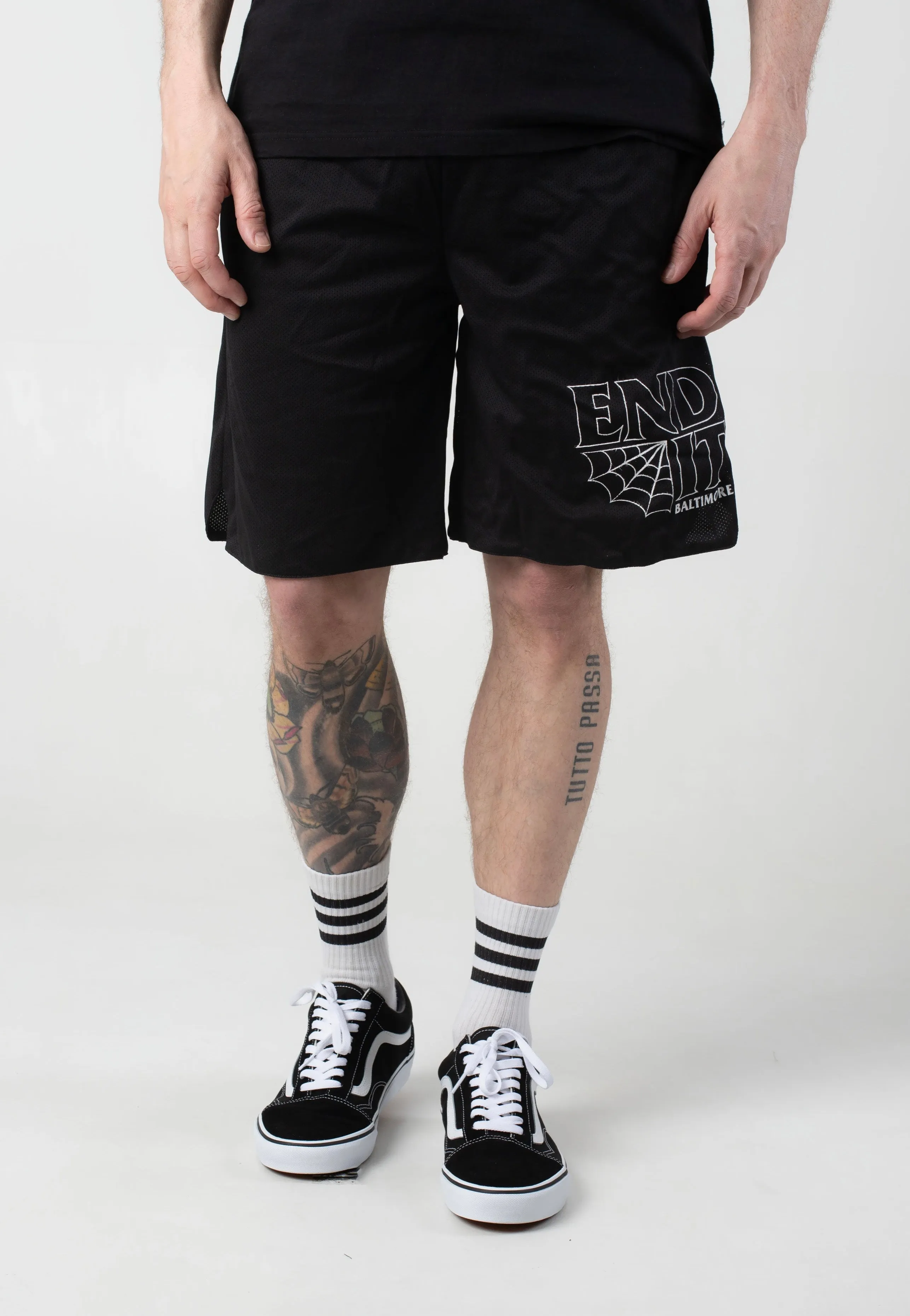 End It - Spiderweb - Shorts