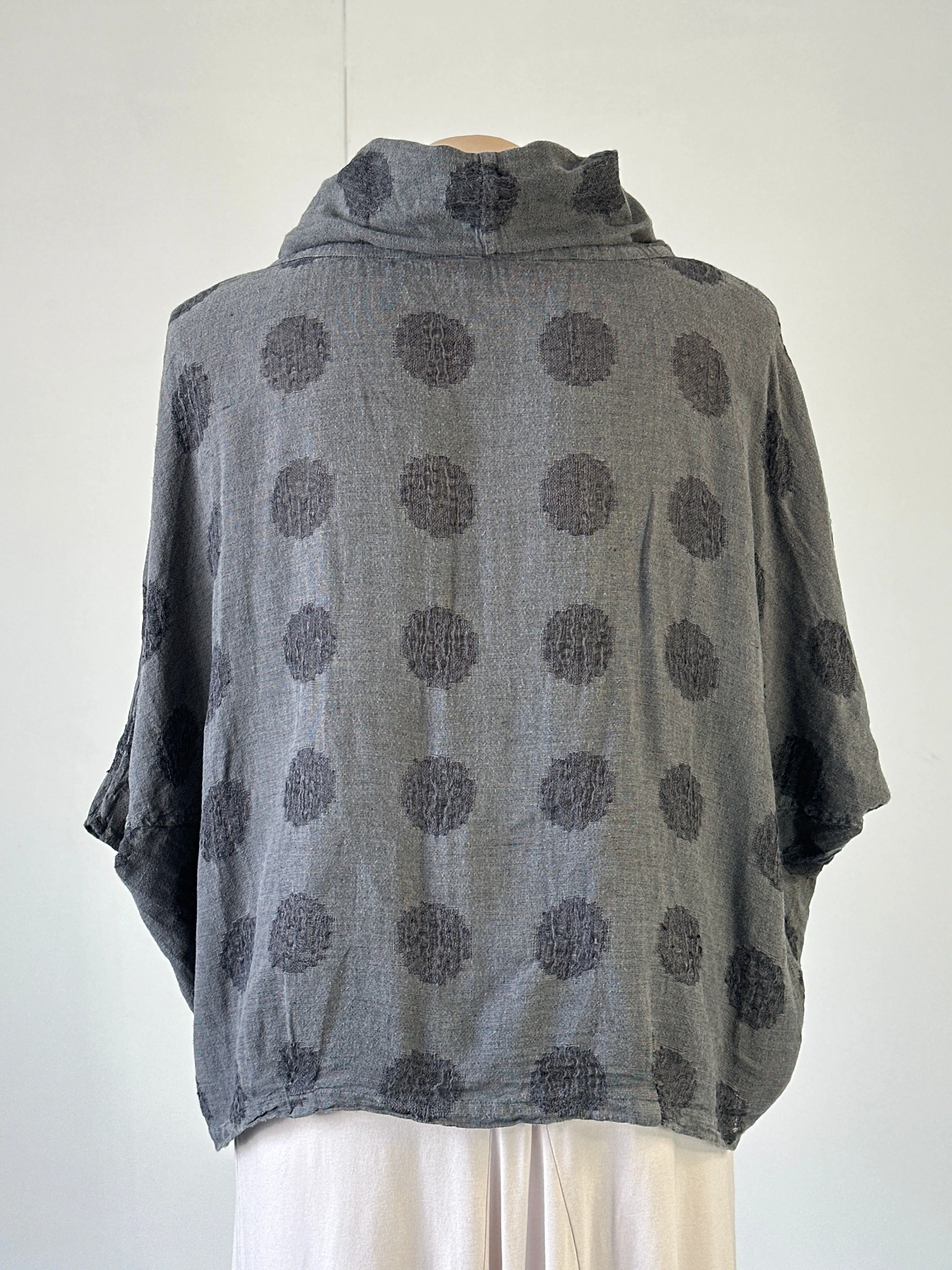 GRIZAS | top | size 18 | three quarter sleeve | linen cotton blend