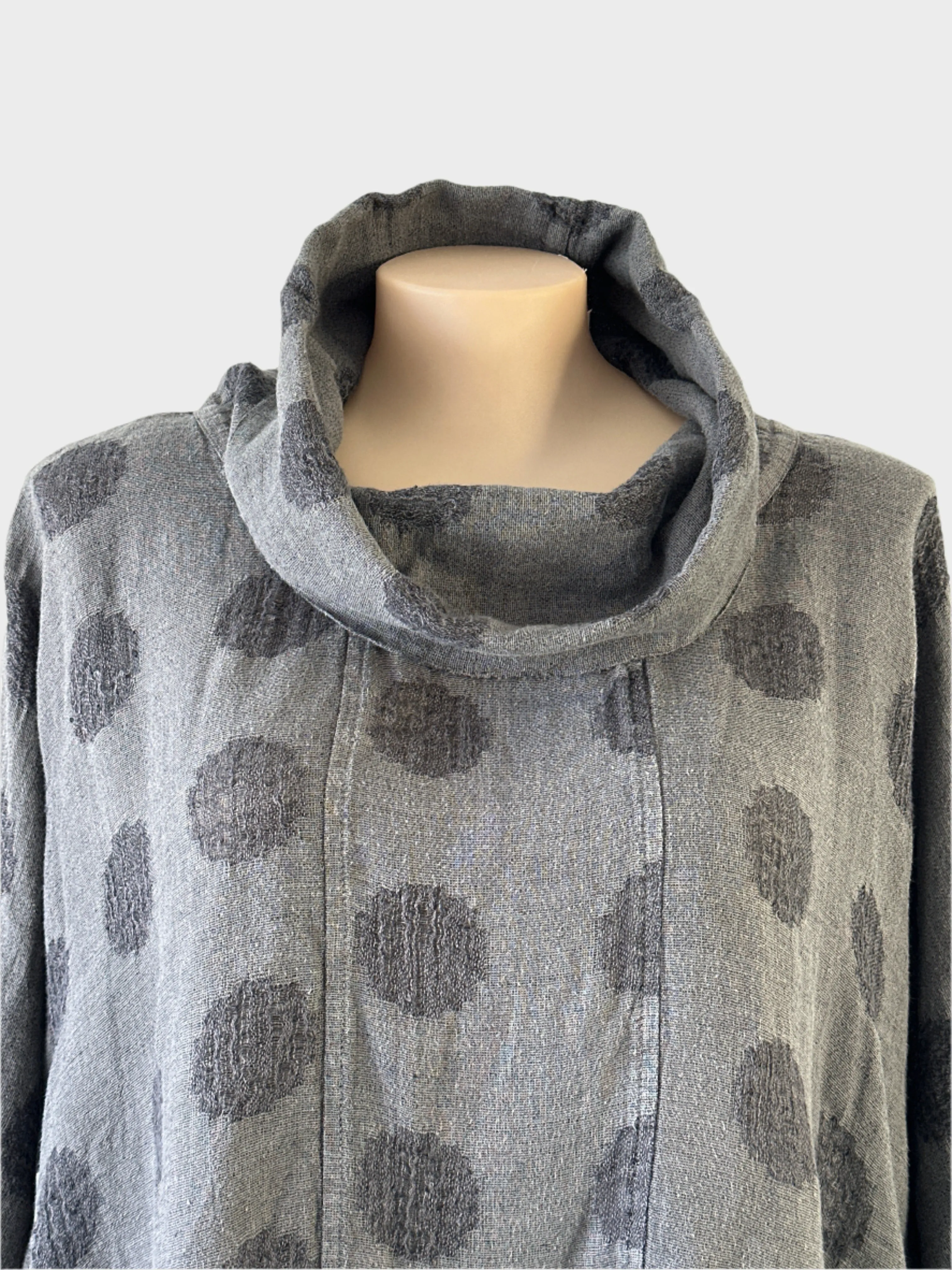 GRIZAS | top | size 18 | three quarter sleeve | linen cotton blend