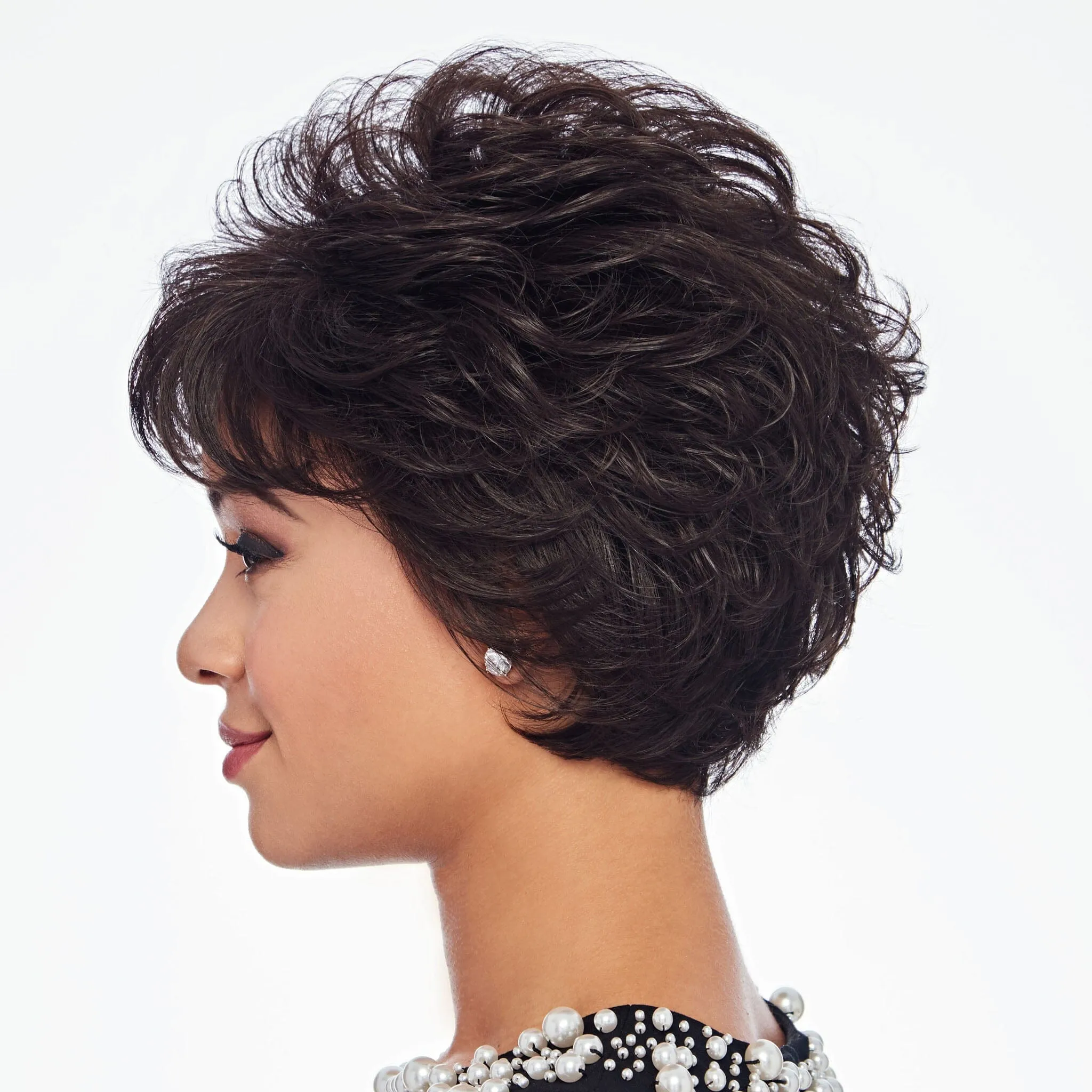 Hairdo® Voluminous Crop Wig