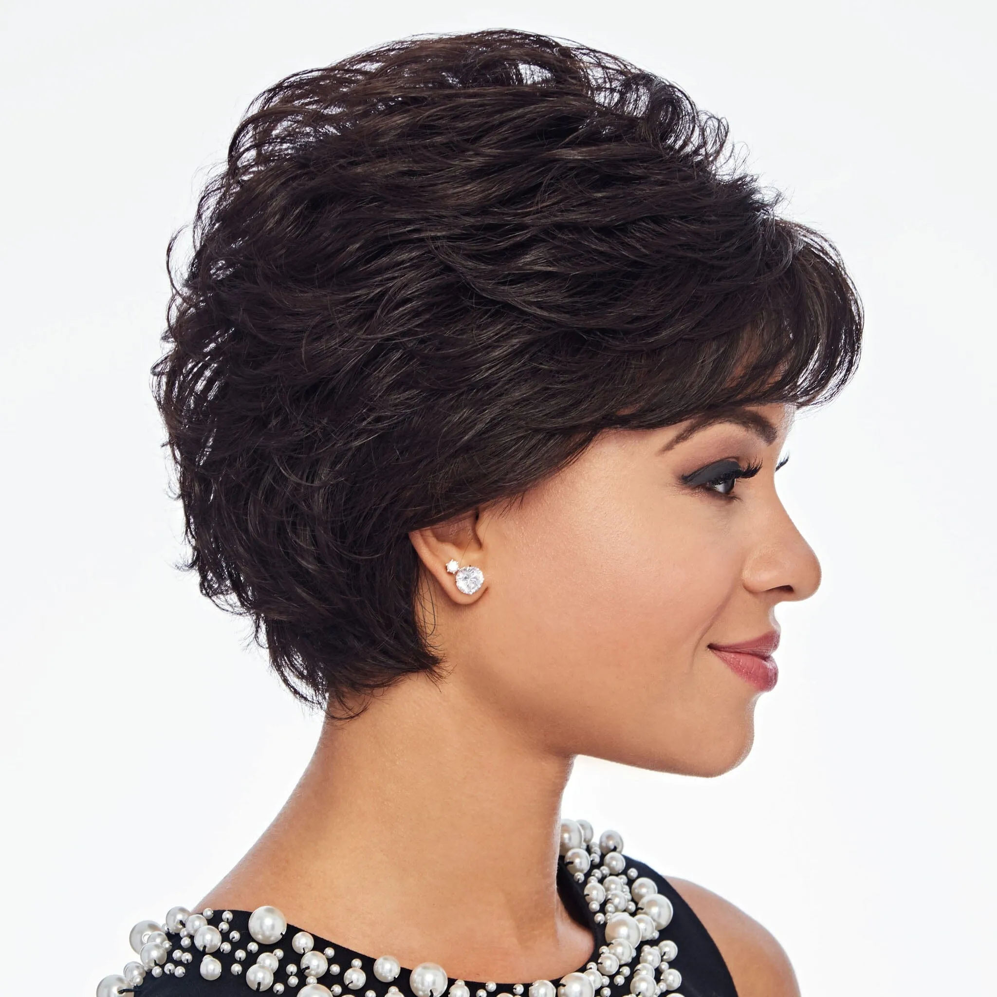 Hairdo® Voluminous Crop Wig