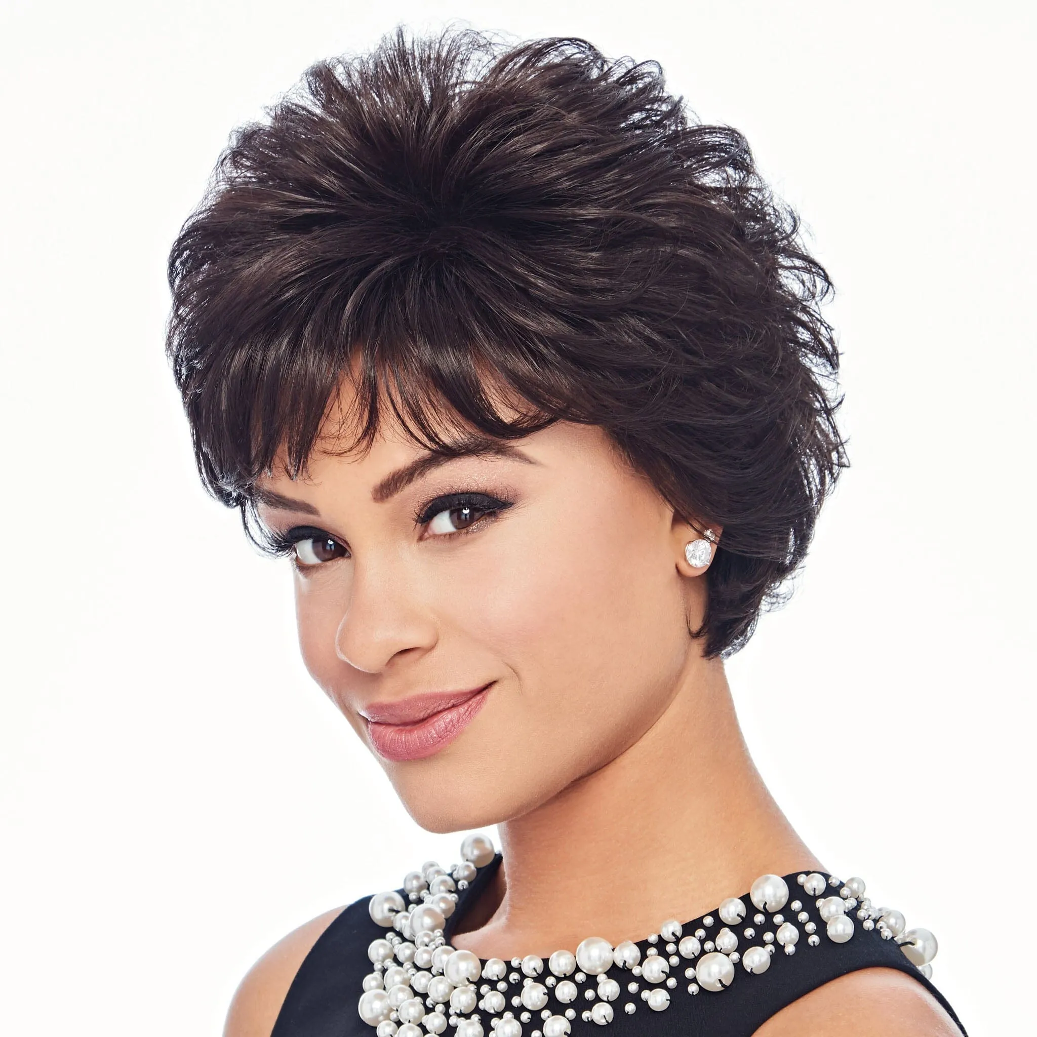 Hairdo® Voluminous Crop Wig