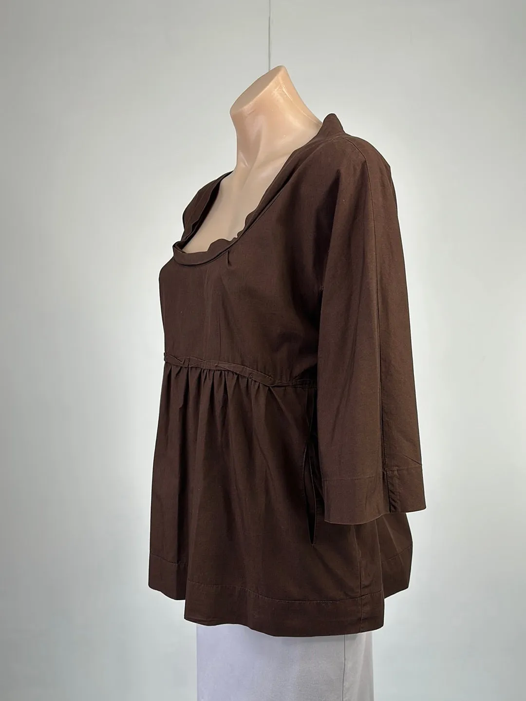 Lee Matthews | top | size 12 | elbow length sleeve | 100% cotton | made in Australia 🇦🇺