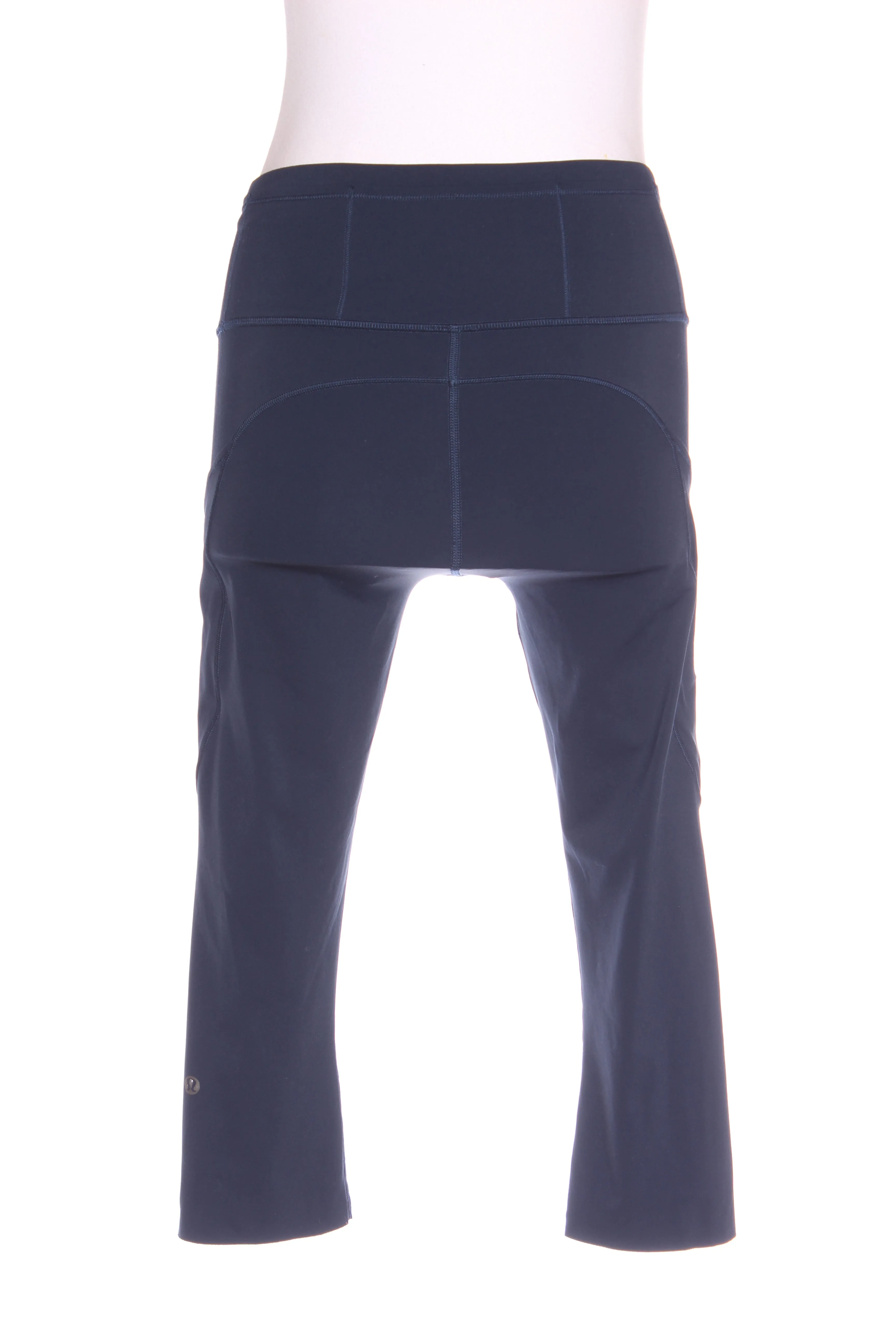 LULULEMON - Navy 3/4 tights! 10