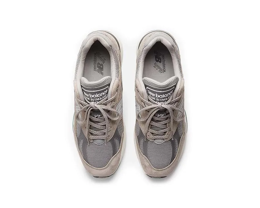 New Balance 991v2 UK