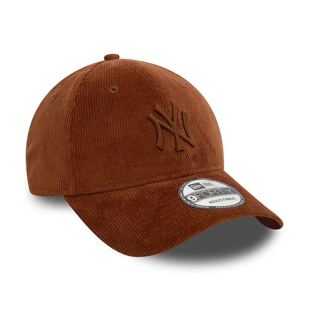 New Era 9FORTY New York Yankees Baseball Cap - MLB Cord - Rust