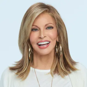 Raquel Welch® Watch Me Wow Wig