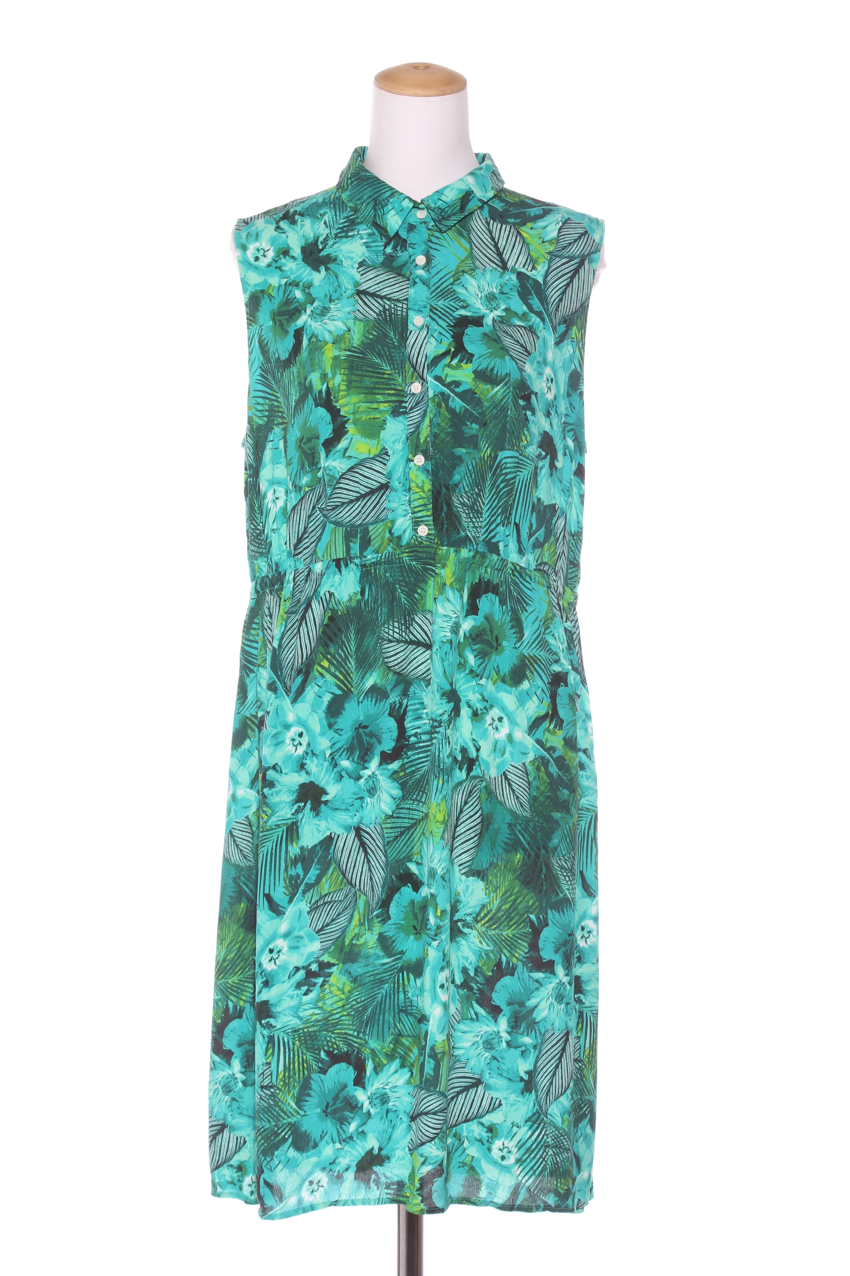 SPORTSGRAFT - Sleeveless tropical shirt dress! 18