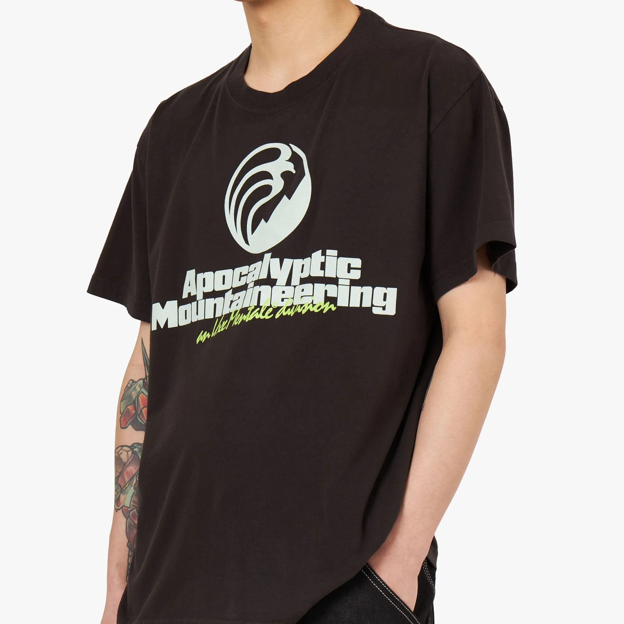 UXE Mentale Apocalyptic Mountaineering T-shirt / Black