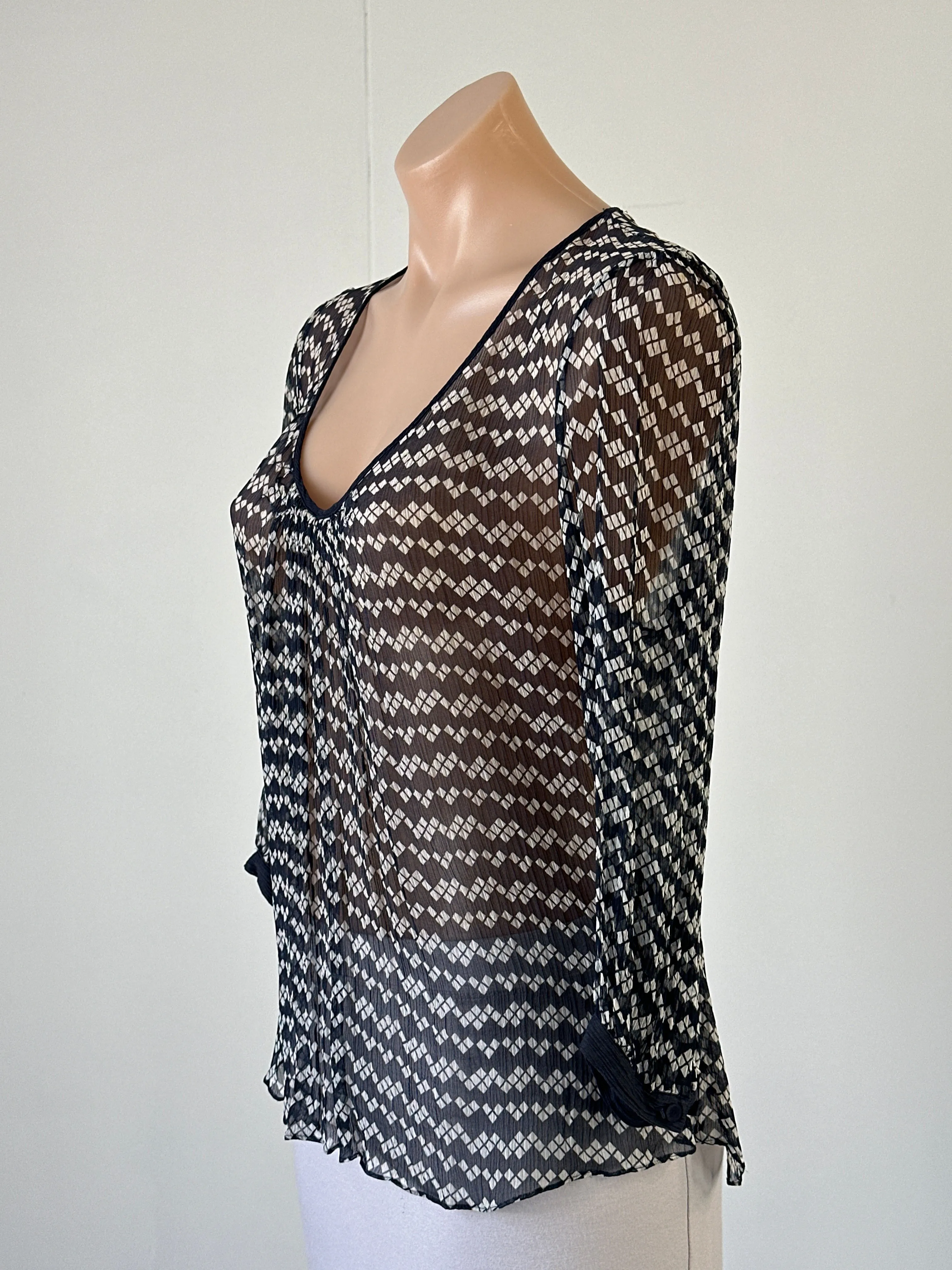 Witchery | vintage 90's | top | size 12 | three quarter sleeve | 100% silk